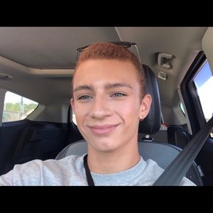 Meet your Posher, Sal